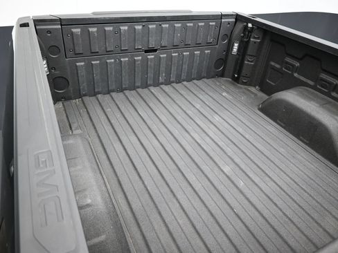 Used 2023 GMC Sierra 1500 AT4 w/ Technology Package AWD/4WD image 47