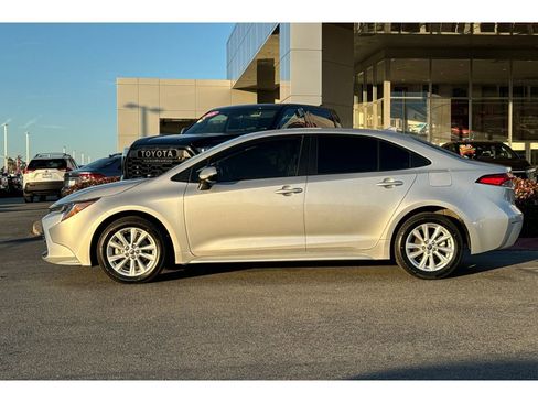 Certified 2024 Toyota Corolla LE image 7