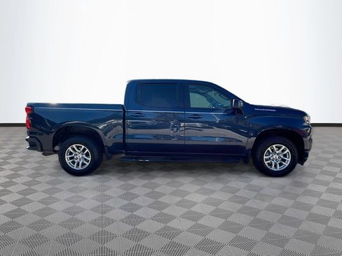 Used 2022 Chevrolet Silverado 1500 RST RWD image 5