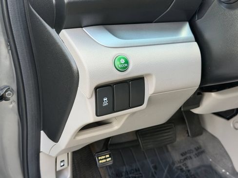 Used 2012 Honda CR-V EX image 15