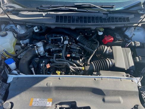 Used 2023 Ford Edge ST image 29