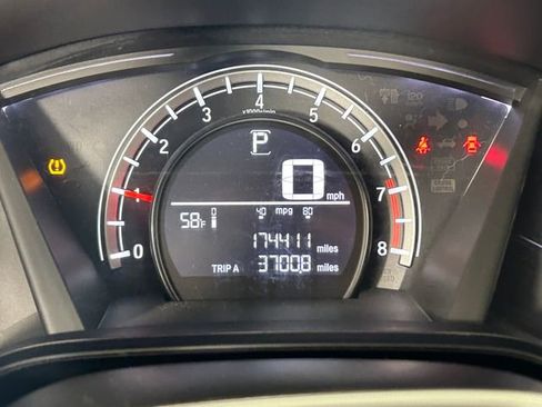 Used 2017 Honda CR-V LX image 19