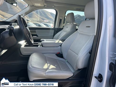 Used 2025 Ford Expedition Max Platinum w/ Driver's Package image 25