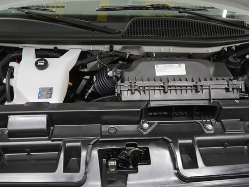 Used 2025 Chevrolet Express 3500 LT w/ LT Preferred Equipment Group RWD image 28