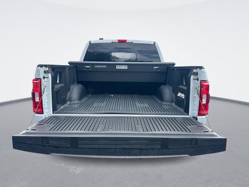 Used 2022 Ford F150 XLT w/ Equipment Group 302A High AWD/4WD image 13