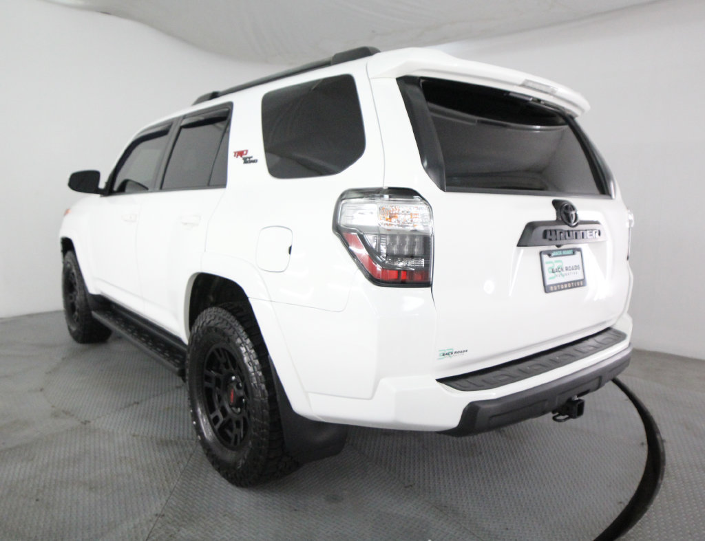 Used 2019 Toyota 4Runner TRD Off-Road Premium AWD/4WD image 7