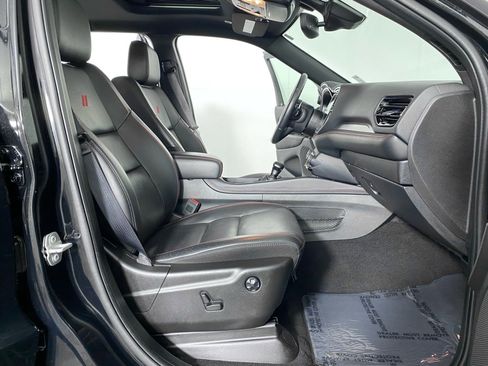 Used 2024 Dodge Durango GT AWD/4WD image 9