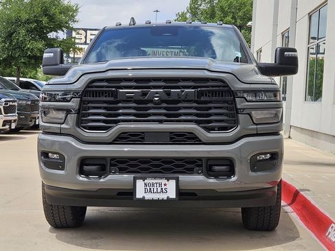 New 2026 RAM 1500 2WD Crew Cab image 5
