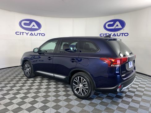 Used 2018 Mitsubishi Outlander ES image 5