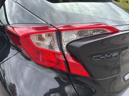 Used 2022 Toyota C-HR Nightshade image 30