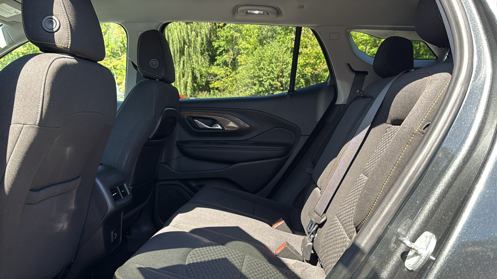 Used 2021 GMC Terrain SLE w/ Driver Convenience Package AWD/4WD image 27