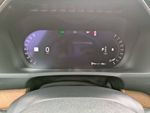 Certified 2023 Volvo XC90 B5 Plus w/ Protection Package Premier AWD/4WD image 30