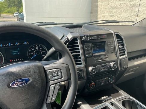 Used 2015 Ford F150 XLT AWD/4WD image 19