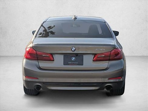 Used 2018 BMW 530i image 7