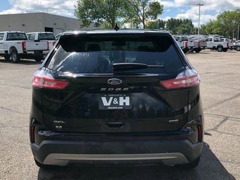 Used 2024 Ford Edge SEL image 23