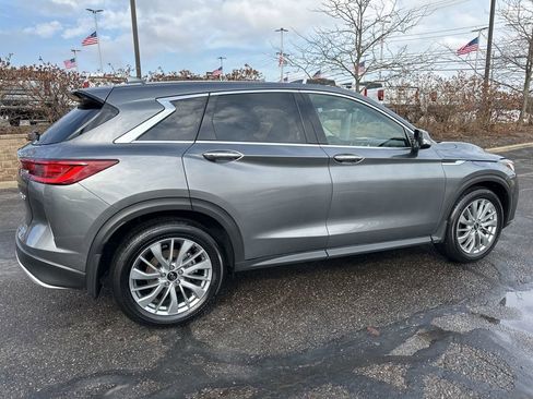 Certified 2025 INFINITI QX50 Pure image 12