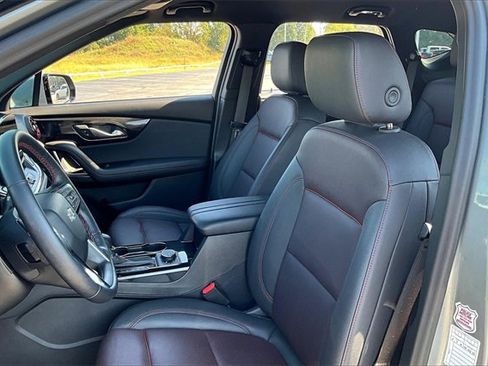 Used 2025 Chevrolet Blazer RS image 21