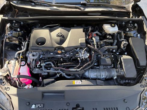Used 2025 Toyota Camry LE image 25