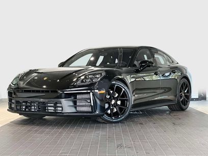 New 2025 Porsche Panamera 4