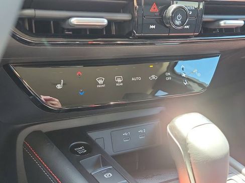 New 2026 Nissan Kicks SR w/ Cold Weather Package AWD/4WD image 27