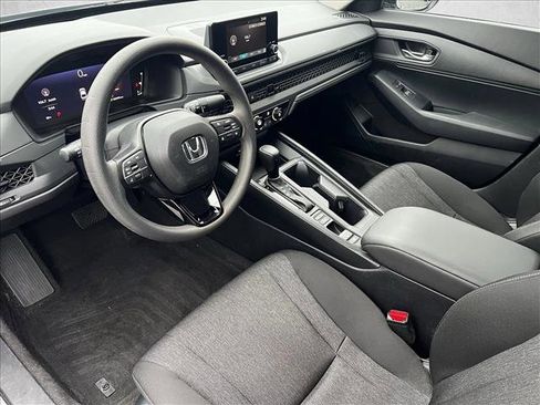 Used 2023 Honda Accord LX image 9