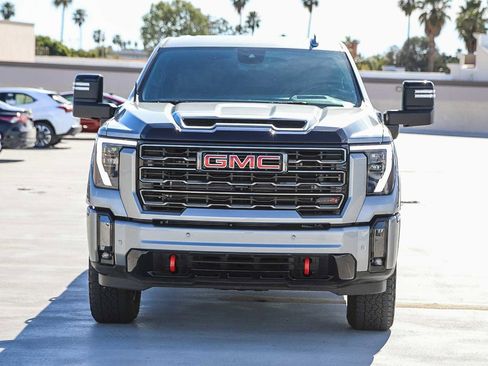Used 2024 GMC Sierra 2500 AT4 w/ AT4 Premium Plus Package image 2