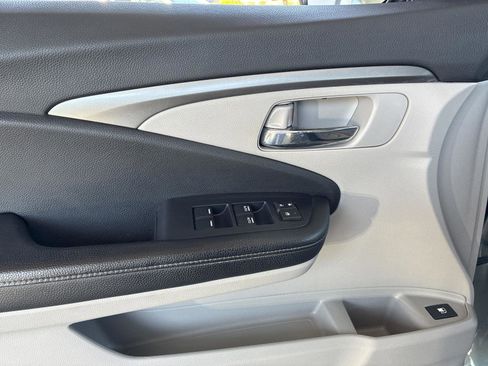 Used 2019 Honda Ridgeline RTL image 21