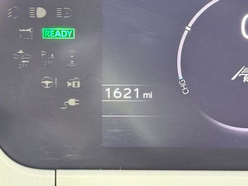 Used 2025 Subaru Solterra Premium w/ Premium Convenience Package image 40