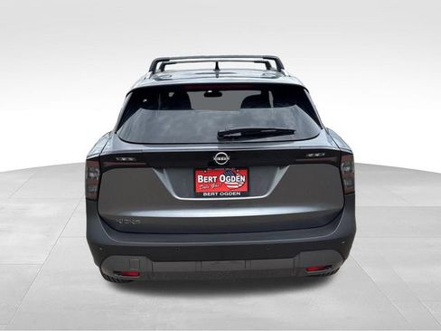 New 2026 Nissan Kicks SV w/ Cold Weather Package FWD image 6
