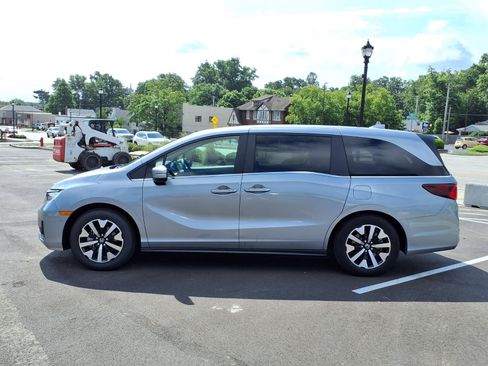 Used 2025 Honda Odyssey EX-L image 33