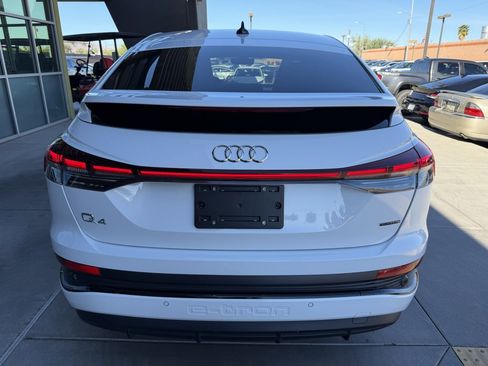Used 2024 Audi Q4 e-tron Premium w/ Convenience Package image 13