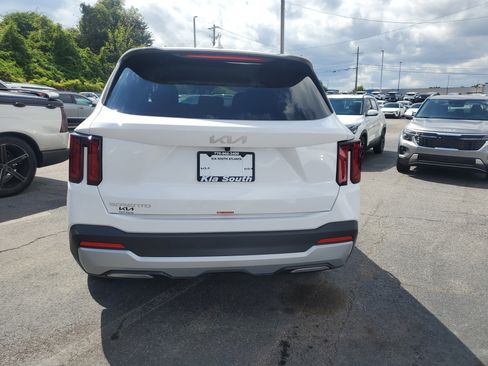 New 2026 Kia Sorento LX image 5