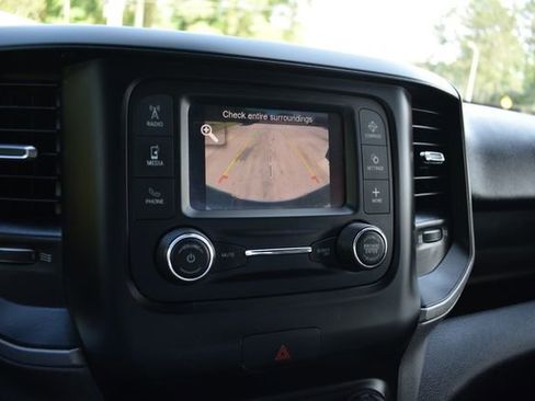 Used 2021 RAM 2500 Tradesman w/ Chrome Appearance Group AWD/4WD image 15