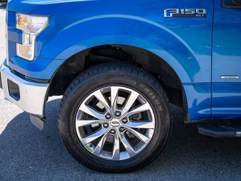 Used 2015 Ford F150 XLT w/ Equipment Group 301A Mid AWD/4WD image 10