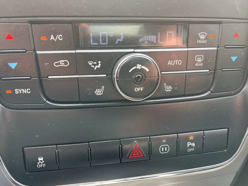 Used 2012 Jeep Grand Cherokee Laredo image 20