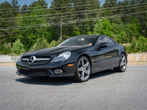 Used 2009 Mercedes-Benz SL 550 image 3