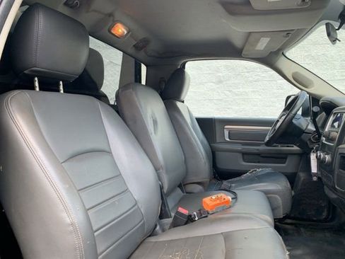 Used 2015 RAM 4500 Tradesman w/ Power & Remote Entry Group image 38