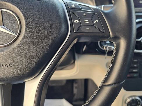 Used 2014 Mercedes-Benz GLK 350 2WD image 29