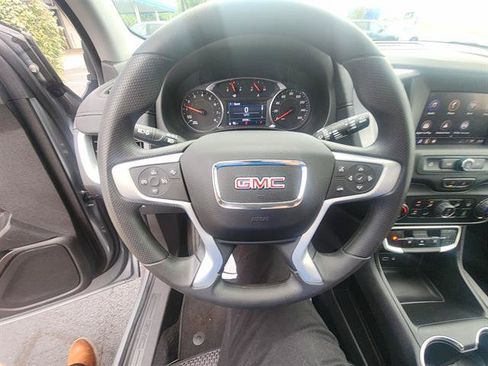 Used 2024 GMC Terrain SLE w/ Driver Convenience Package AWD/4WD image 26