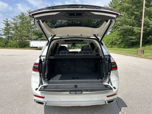 Used 2025 BMW X7 xDrive40i image 48