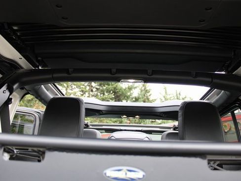 Used 2021 Jeep Wrangler Unlimited Sahara image 21