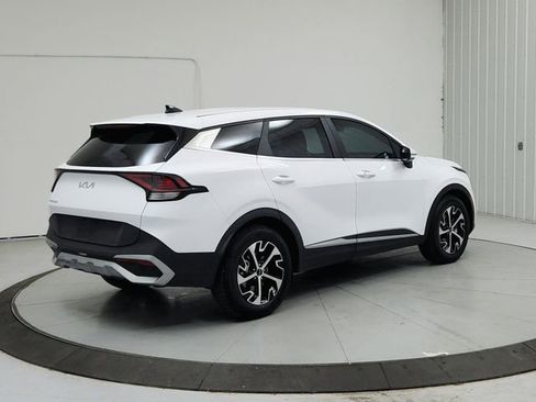 Used 2023 Kia Sportage EX image 7