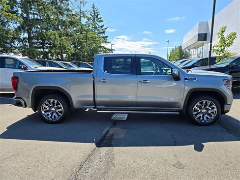 Used 2025 GMC Sierra 1500 Denali w/ Denali Reserve Package image 6