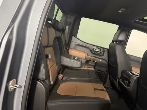 Used 2022 Chevrolet Silverado 1500 High Country w/ Z71 Off-Road Package AWD/4WD image 27