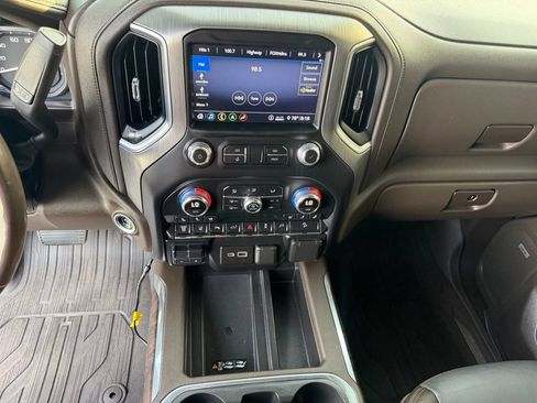 Used 2020 GMC Sierra 3500 Denali w/ Denali Ultimate Package AWD/4WD image 35