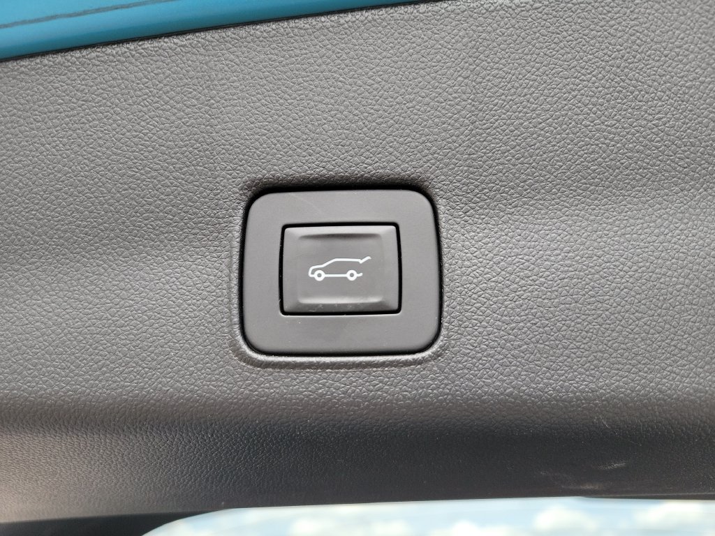 Used 2025 Chevrolet TrailBlazer RS w/ Convenience Package AWD/4WD image 31