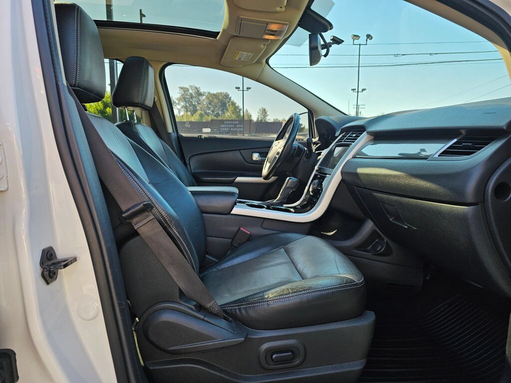 Used 2011 Ford Edge Sport w/ Driver Entry Pkg AWD/4WD image 10
