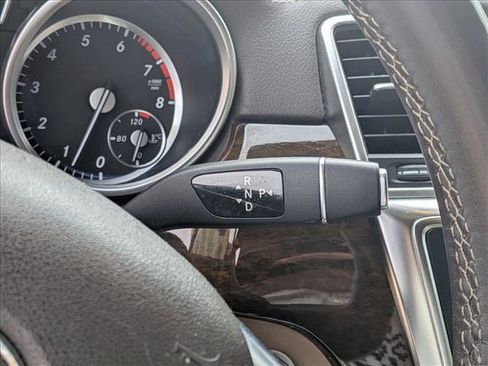 Used 2015 Mercedes-Benz GL 450 4MATIC image 17