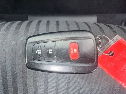 Used 2016 Toyota Prius Two FWD image 21