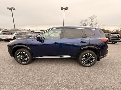New 2026 Nissan Rogue Platinum w/ Tech Package image 8
